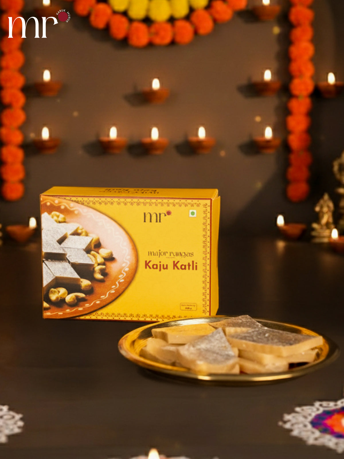 Combo- Kaju Katli, Mothi Laddu, Thattai