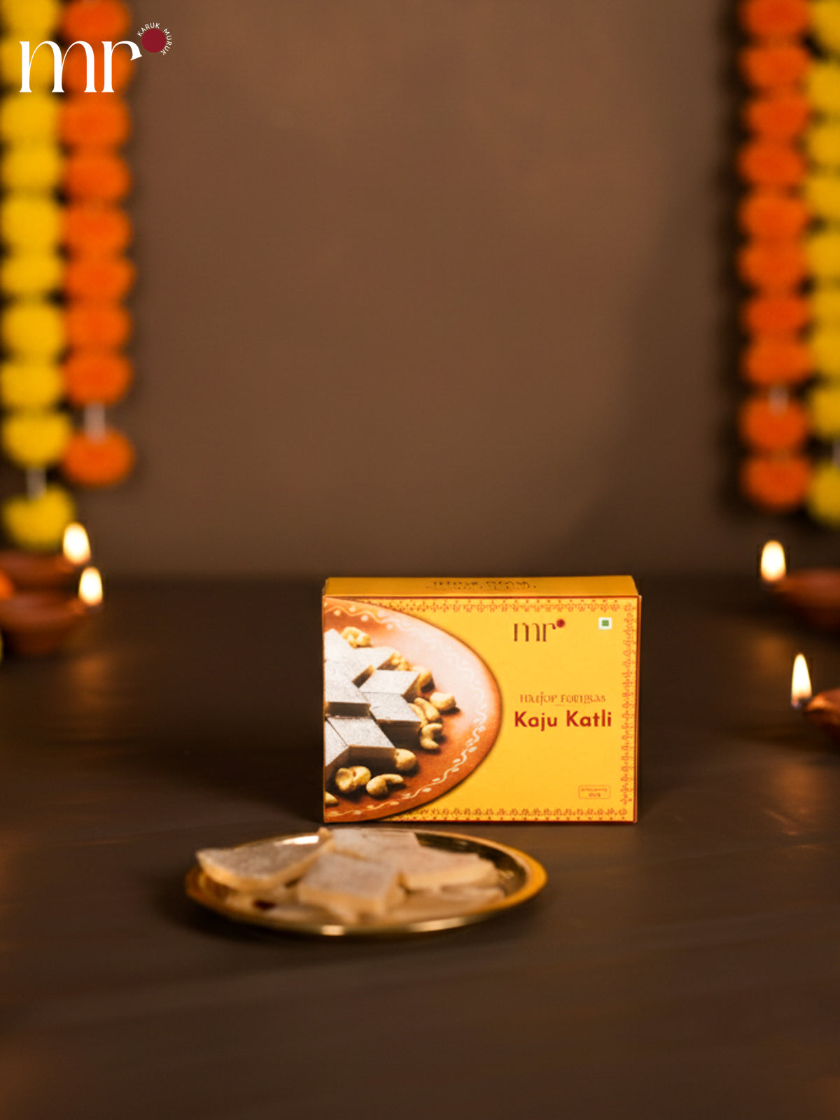 Combo - Kaju Katli ,Thattai